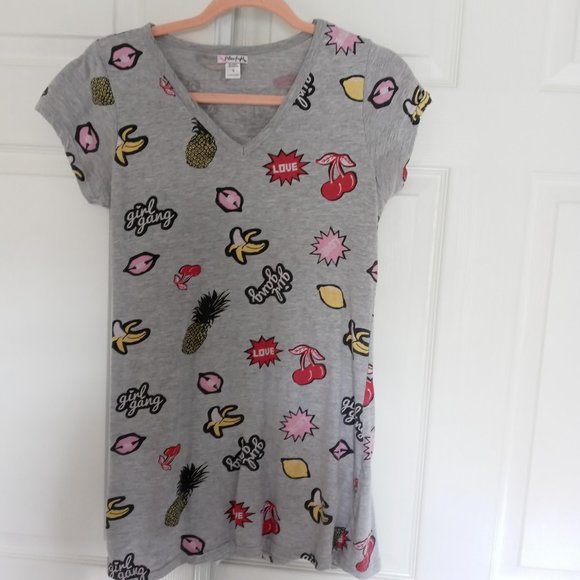 Pillow Fight Silver Gray Girls Nightgown Small - Picture 2 of 5